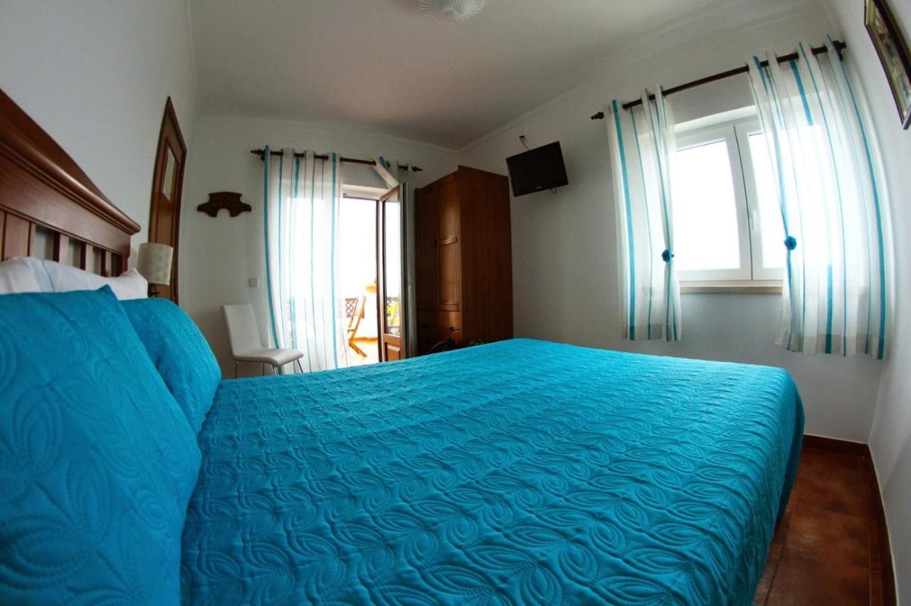 Pequena Baleia Bed & Breakfast Ferrel  Eksteriør bilde