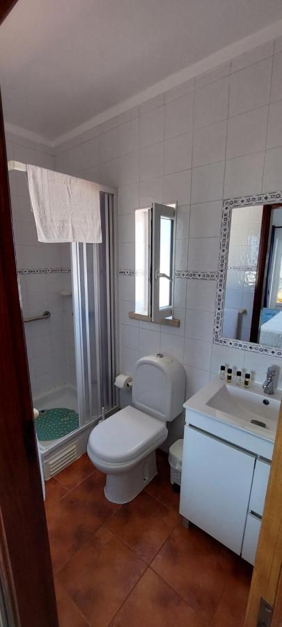 Pequena Baleia Bed & Breakfast Ferrel  Eksteriør bilde