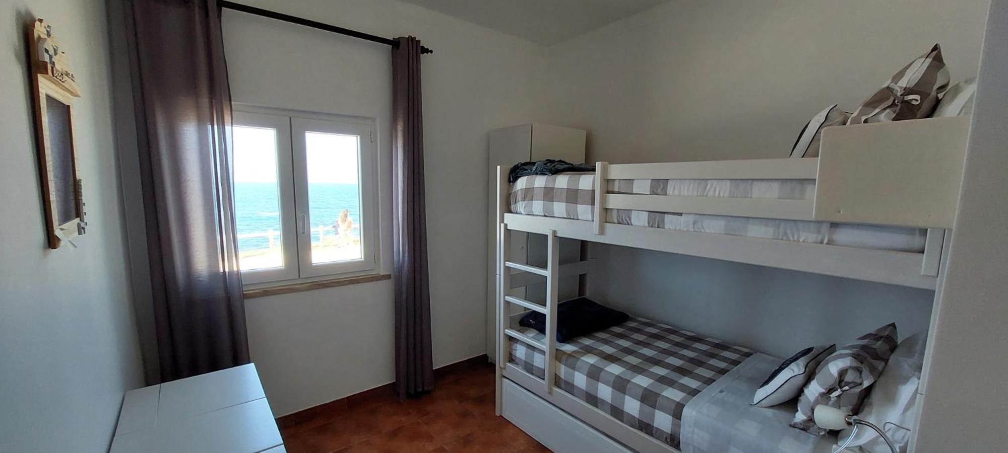 Pequena Baleia Bed & Breakfast Ferrel  Eksteriør bilde